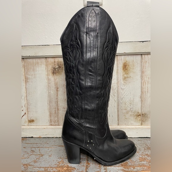 Barbara Bui Black Embroidered and Studded Heeled Western Boots - Picture 3 of 16